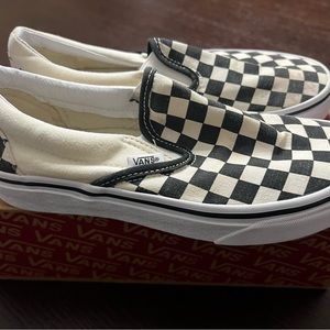 Vans Classic Slip ons black & white checkered New! Women size 6.5 /Men size 5